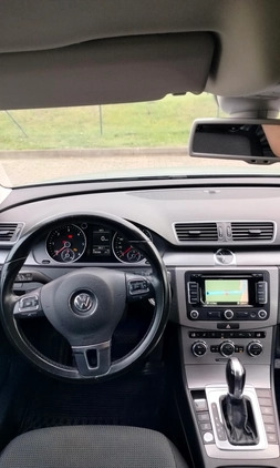 Volkswagen Passat cena 31000 przebieg: 228000, rok produkcji 2012 z Kłodzko małe 79